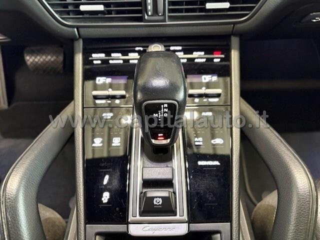 Porsche Cayenne 3.0 V6 E-Hybrid Tiptronic NETTO 43500