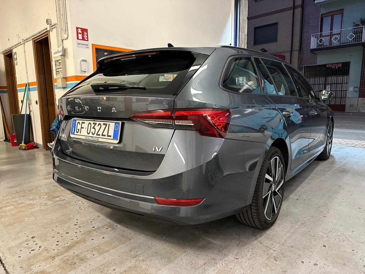 Skoda Octavia iV 1.4 TSI Plug-In Hybrid DSG Wagon Executive