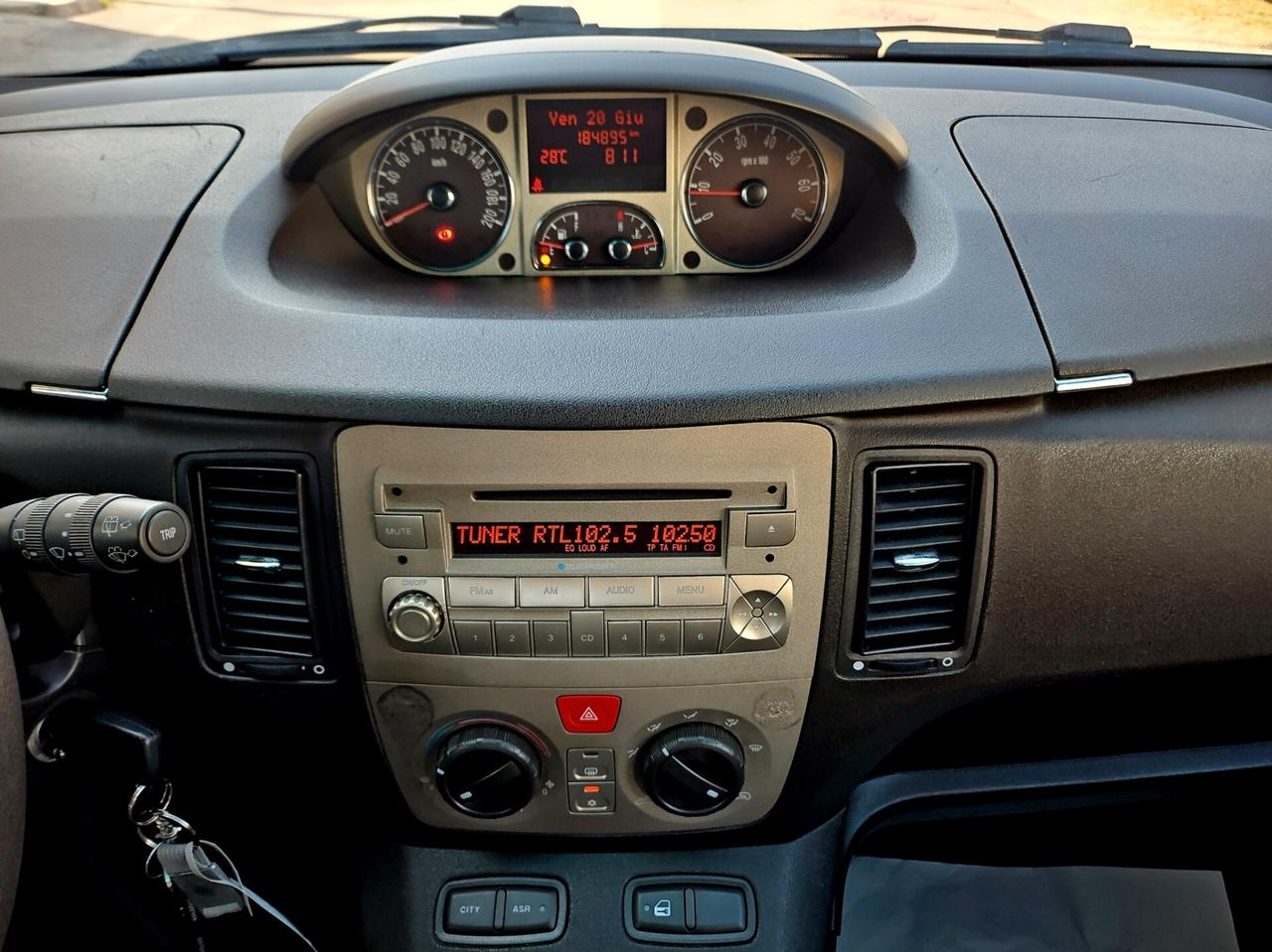 Lancia MUSA 1.3 Multijet 16V 90 CV Oro Plus