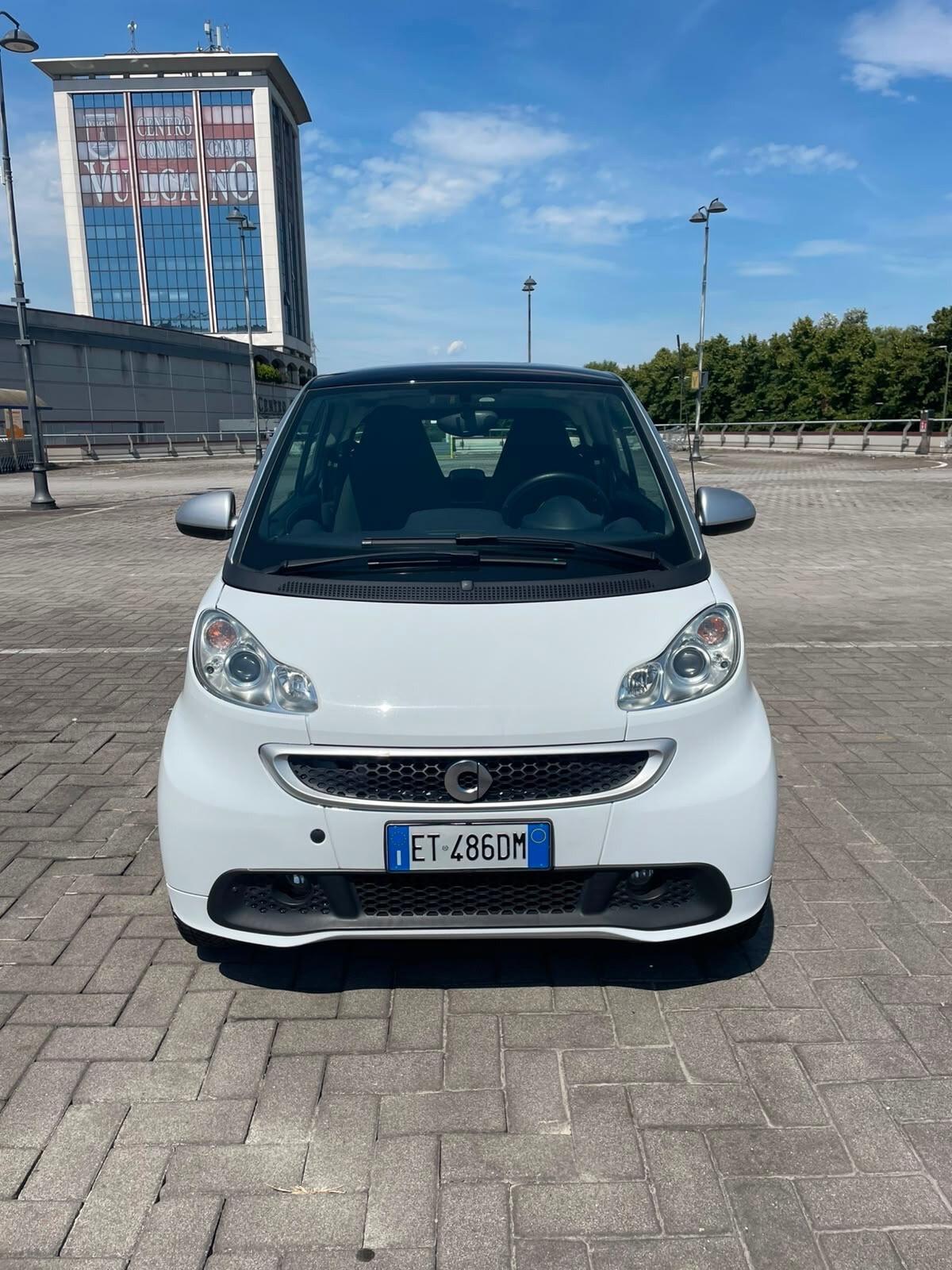 Smart ForTwo 1000 52 kW coupé passion 12 MESI GARANZIA