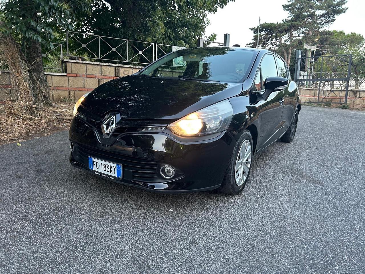 Renault Clio dCi 8V 75 CV Start&Stop 5 porte Energy Duel