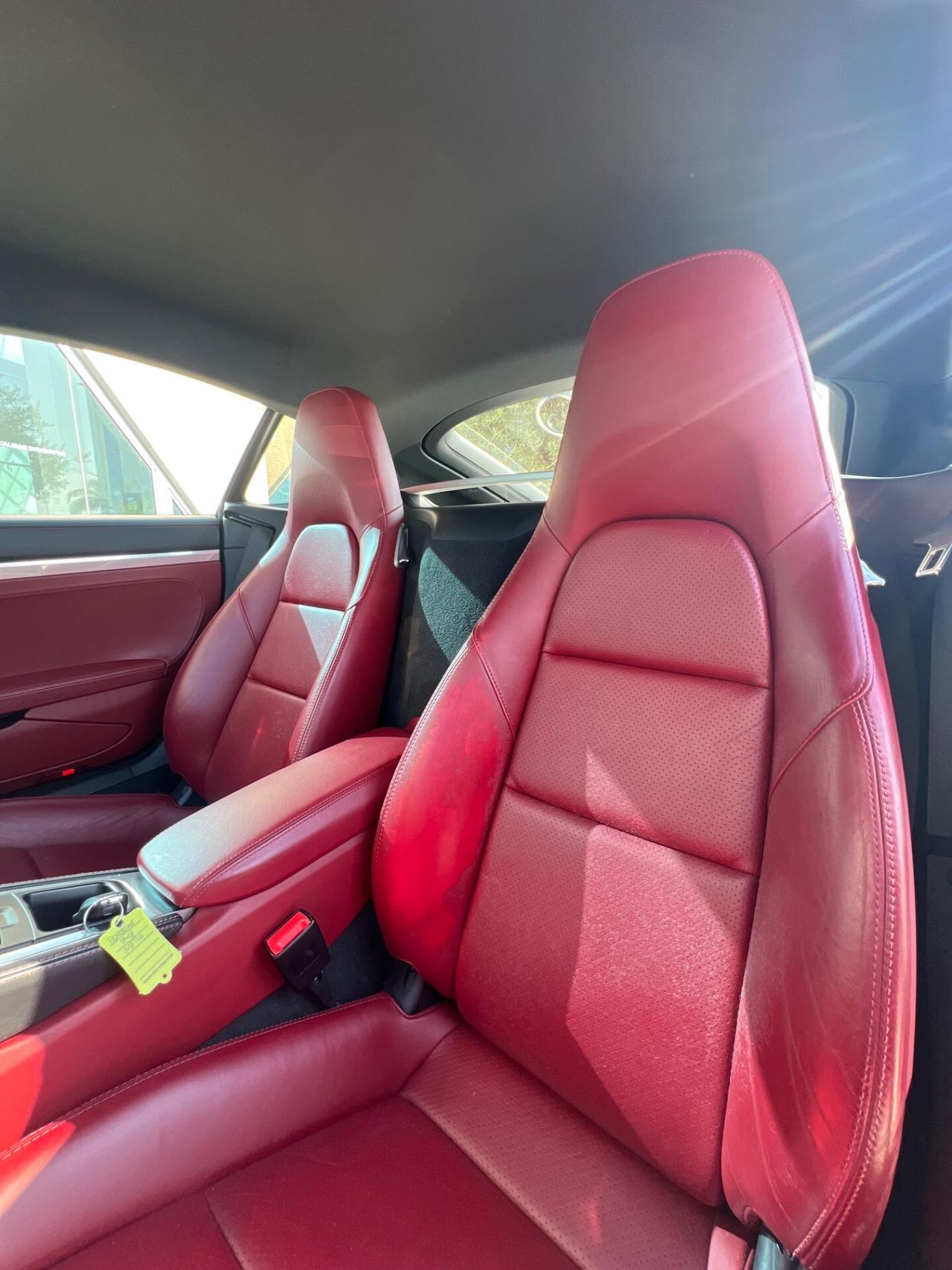 Porsche Cayman 718 2.0 300CV