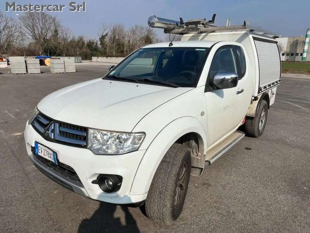 MITSUBISHI L200 d.cab 2.5 di-d Intense - EV278XG
