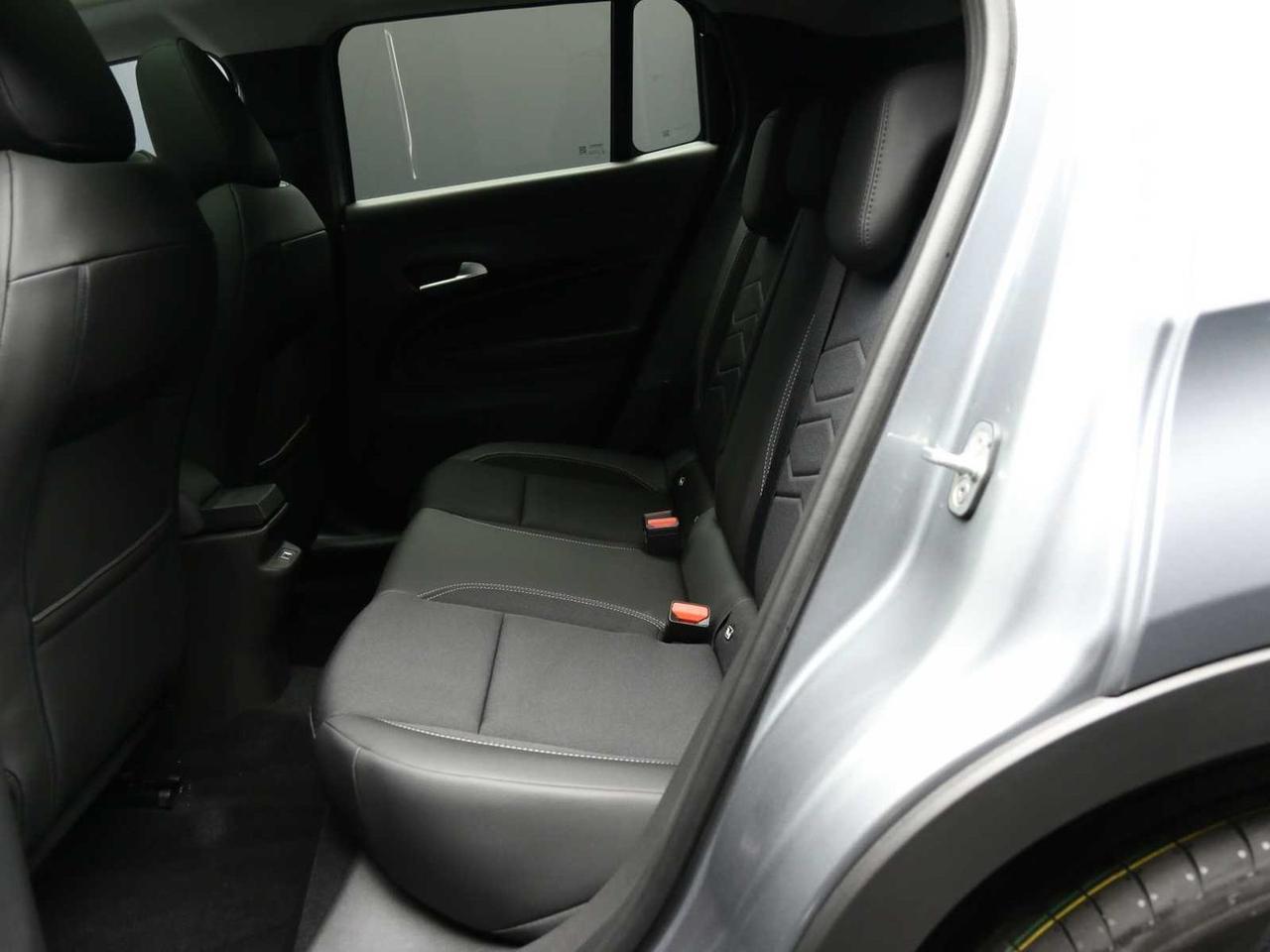 Jeep Avenger 1.2 Turbo 101CV Summit #10528