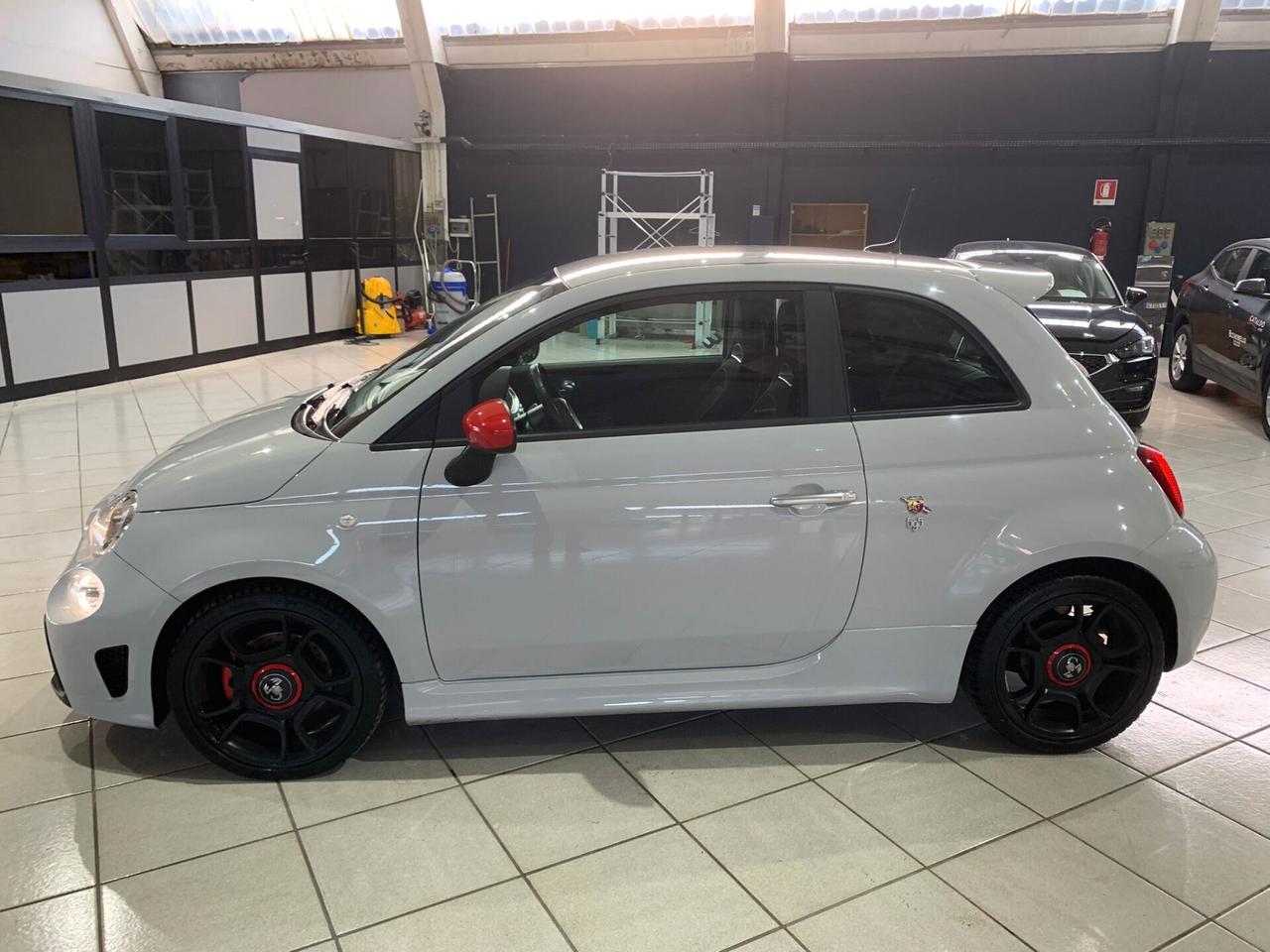 Abarth 595 1.4 Turbo T-Jet 165 CV Turismo