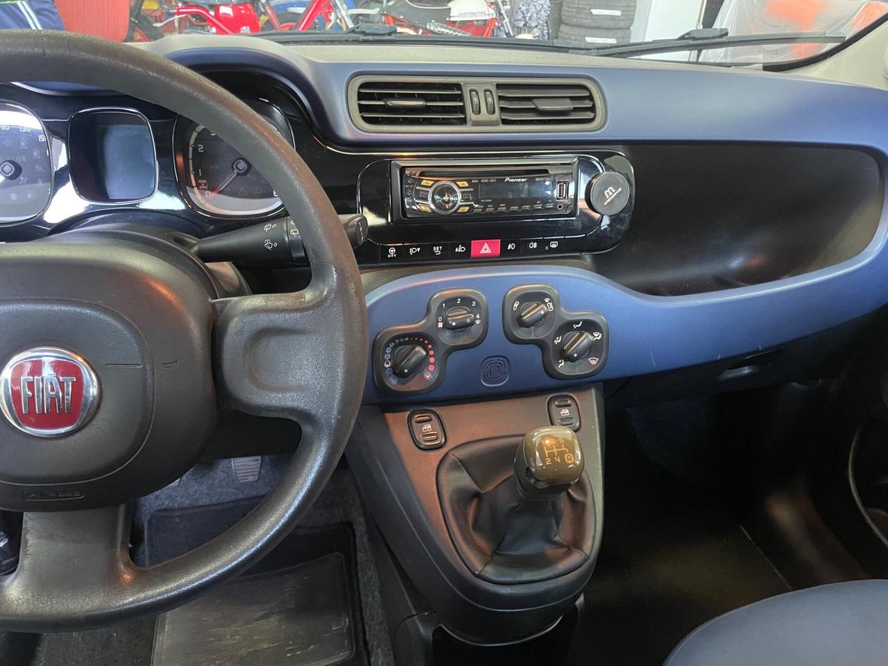 Fiat Panda 1.2 Dynamic 5 posti clima 2012