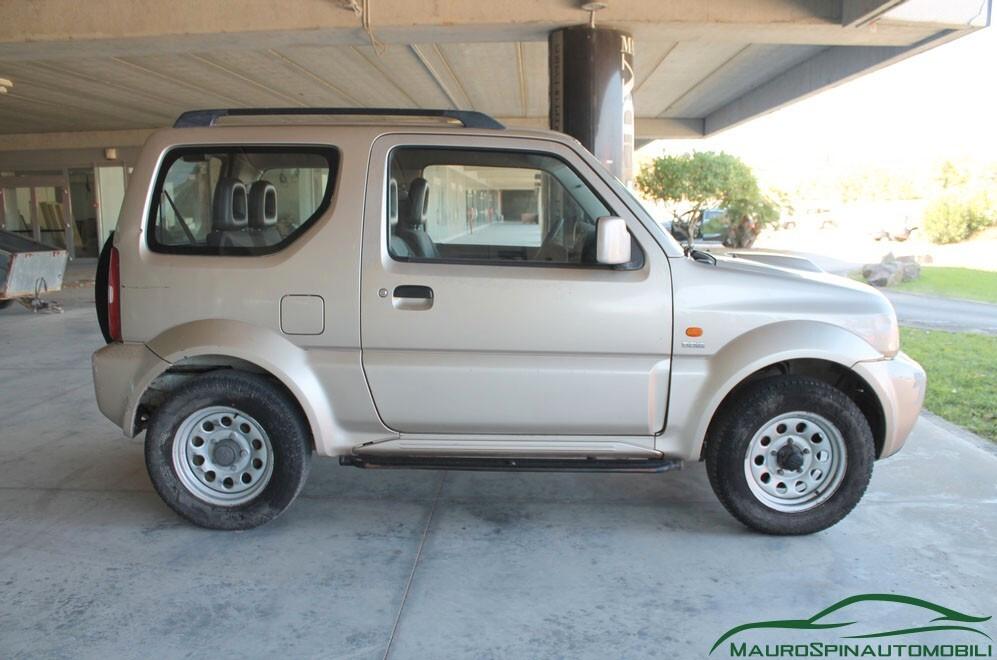 FUORISTRADA SUZUKI JIMNY 1.5 DDi 4X4 + RIDOTTE