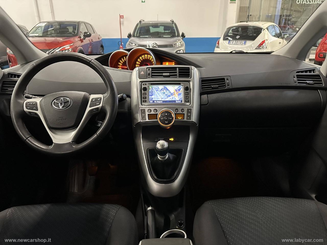 TOYOTA Verso 1.6 Active 7 posti