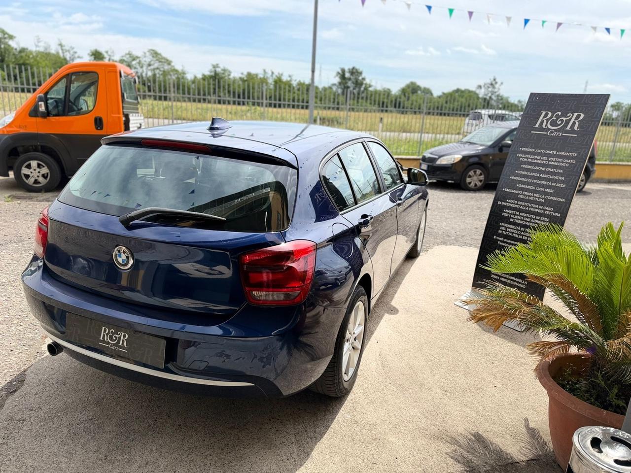Bmw 120 120d 5p. Urban