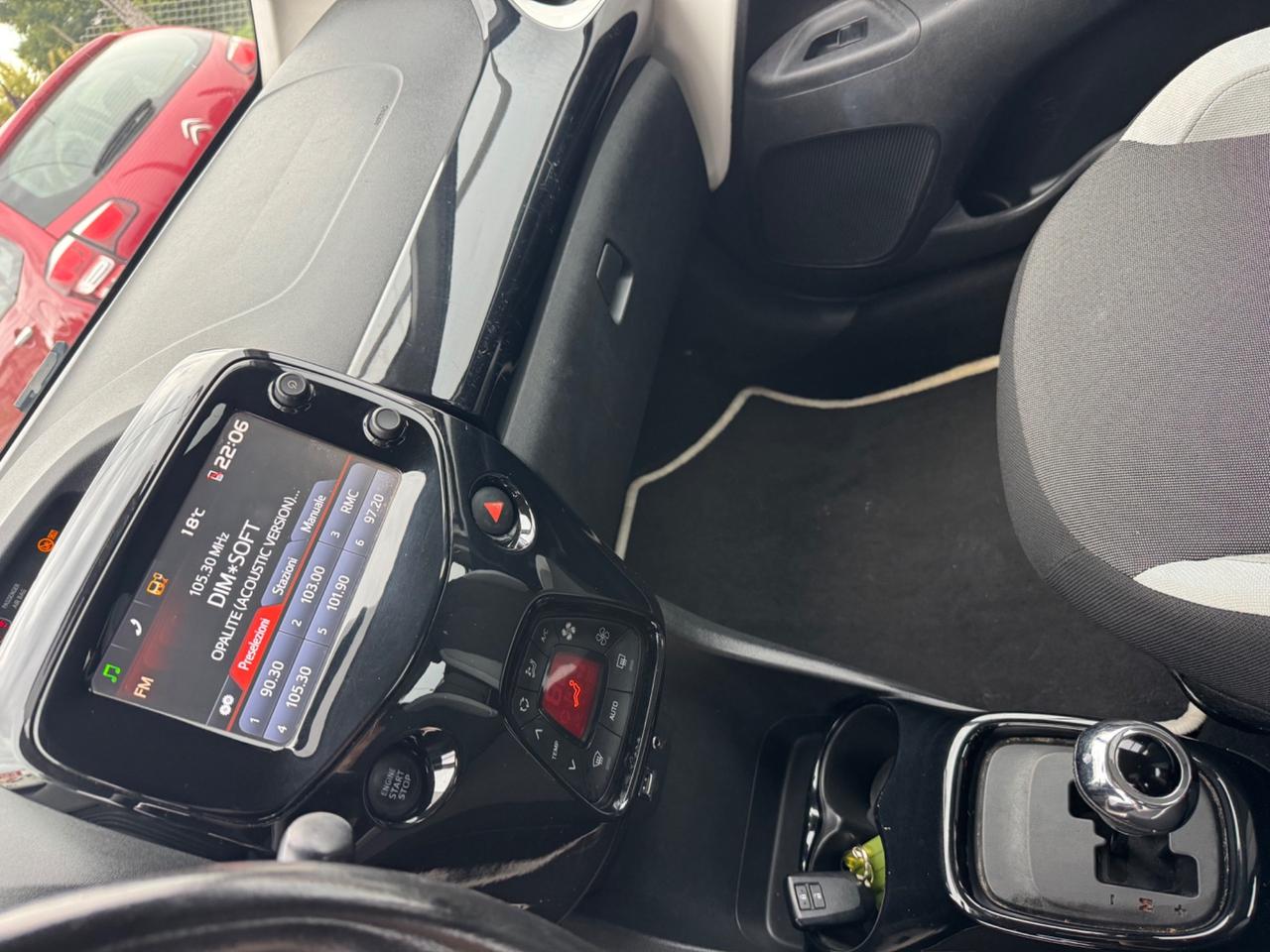Toyota Aygo 1.0 VVT-i 69 CV 5 porte x-wave MMT