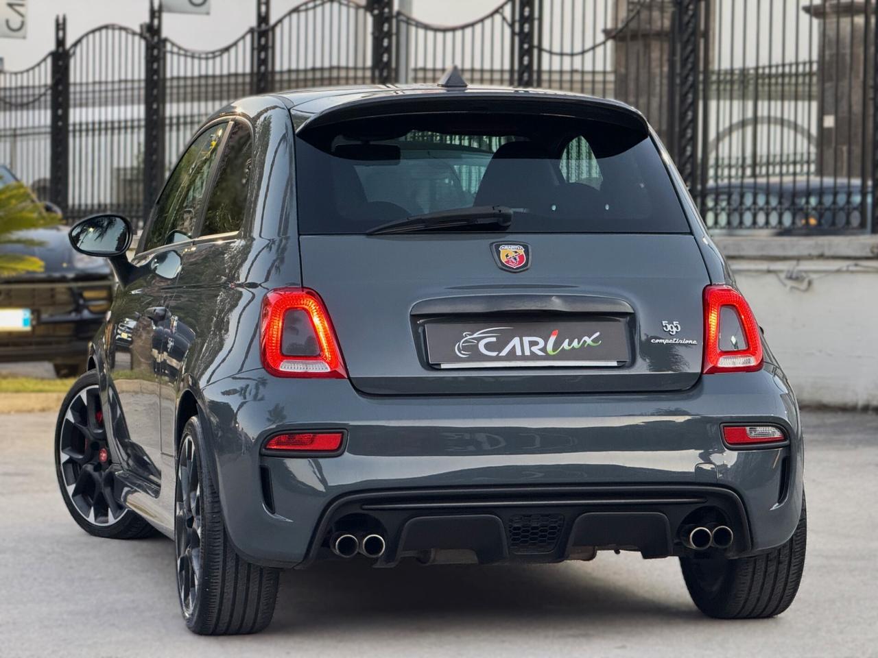 Abarth 595 1.4 T-Jet Competizione 180CV MTA SABELT