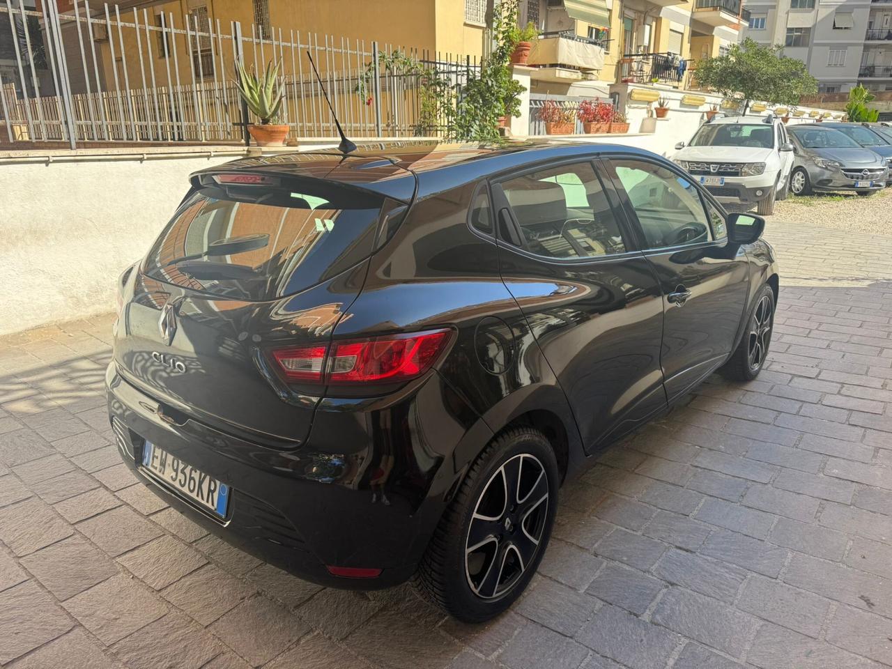 RENAULT Clio 1.2 75CV 5 porte Intens IMPIANTO GPL