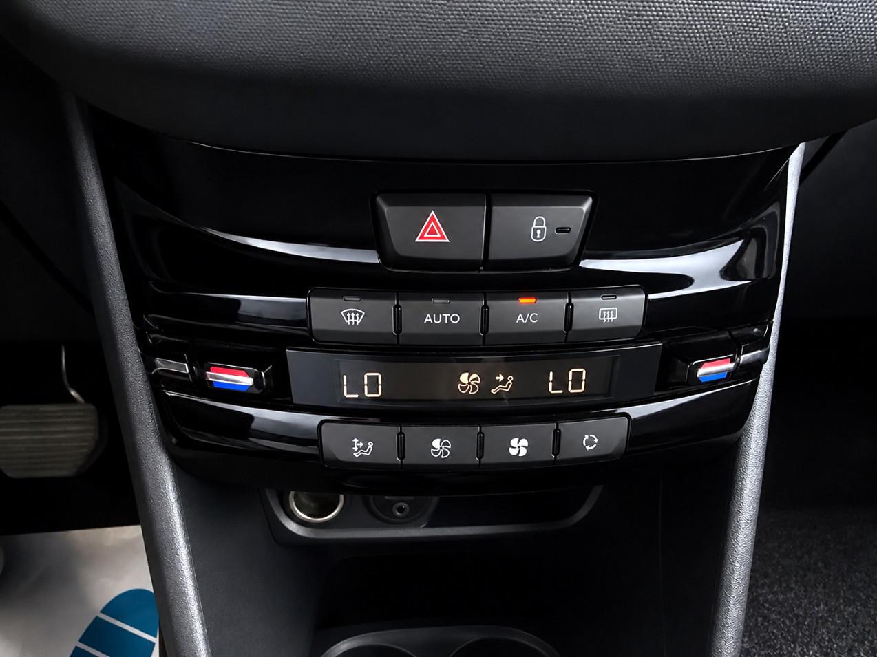 Peugeot 2008 2008 1.5 BLUEHDI ALLURE 120CV EAT6 CAMBIO AUTOMATICO EURO6D NAVI/CAMERA