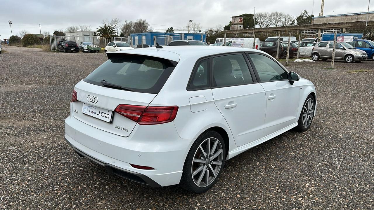 Audi A3 1.0 TFSI S TRONIC ADMIRED