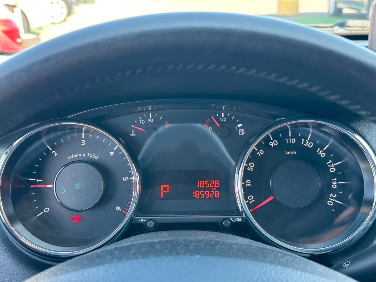 Peugeot 5008 BlueHDi 120 EAT6 S&S Allure