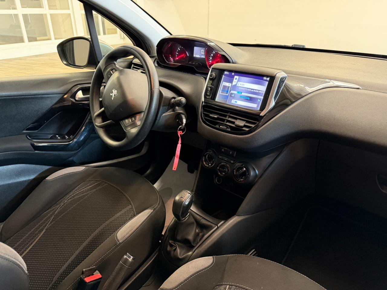 Peugeot 208 1.2 VTi Allure
