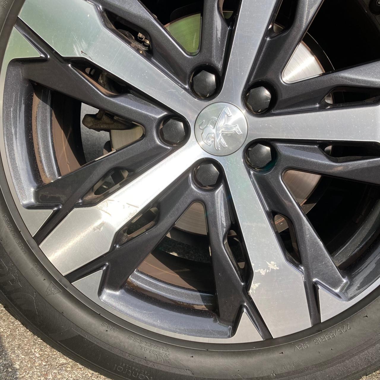 Peugeot 3008 BlueHDi 130 S&S EAT8 Allure