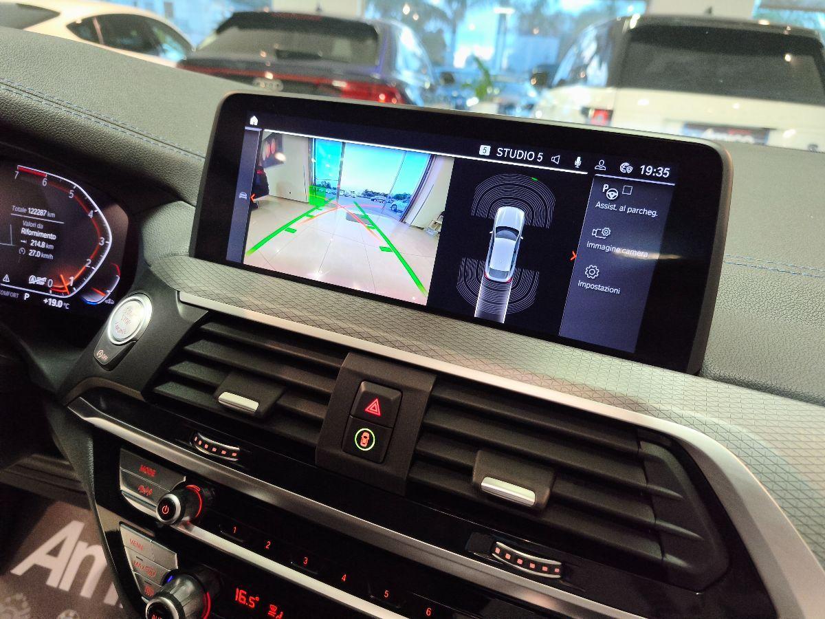 BMW X4 xDrive30i 2.0 Benzina M-SPORT Shadow Line