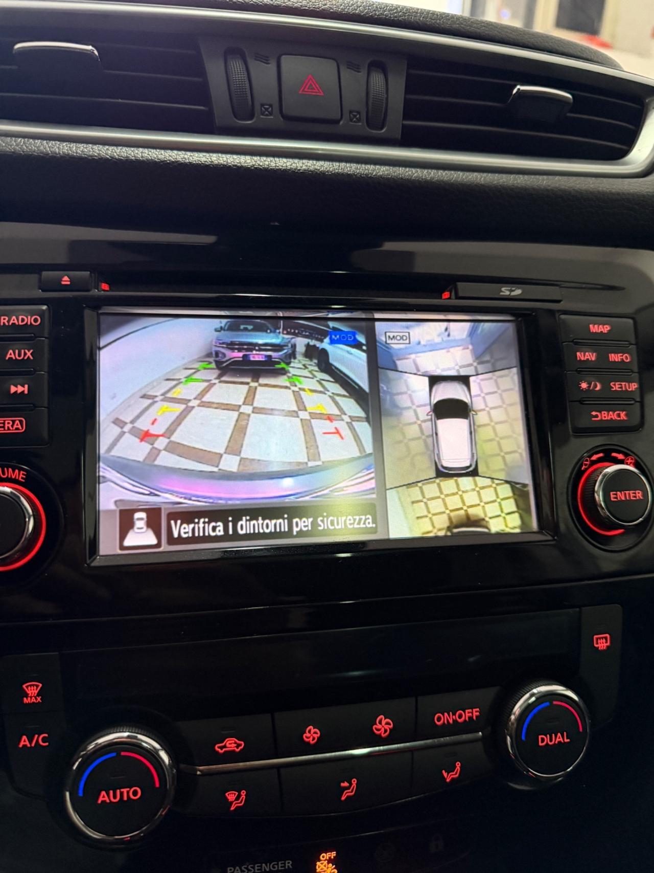Nissan Qashqai 1.5 dCi N-Connecta