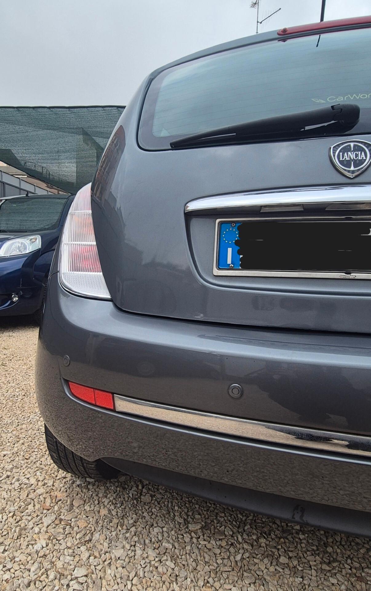 Lancia Ypsilon 1.2 versione oro