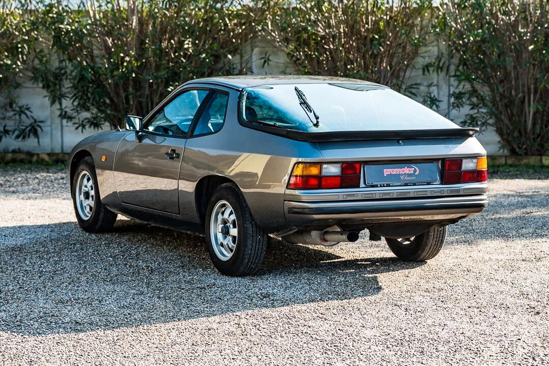 Porsche 924 2.0