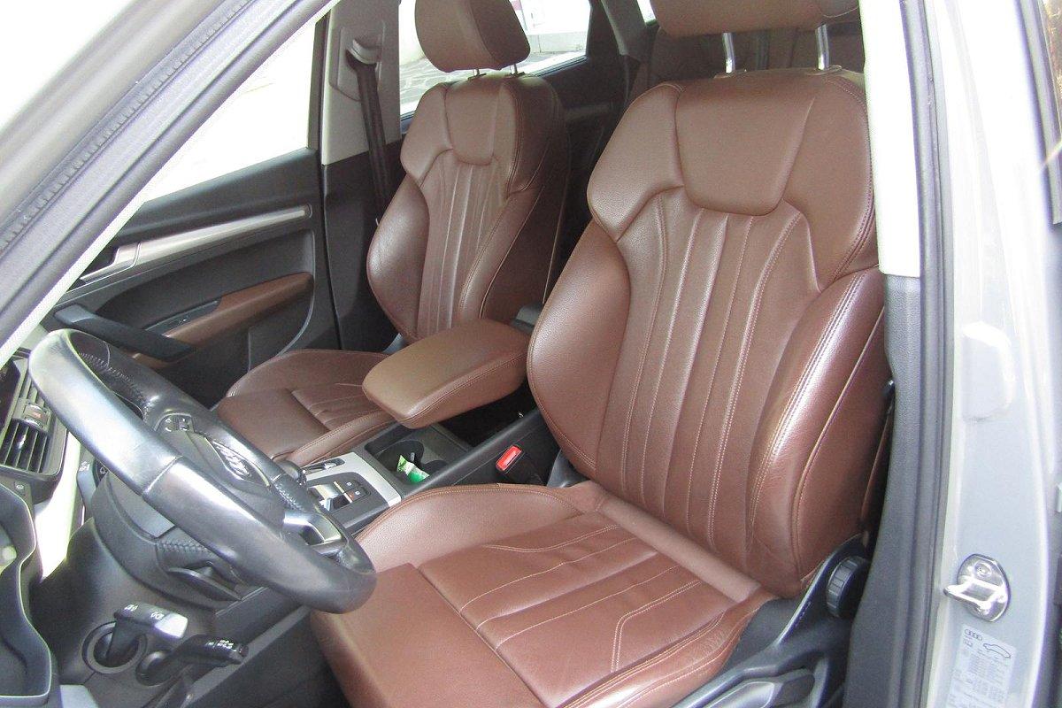 AUDI Q5 40 TDI quattro S tronic Business