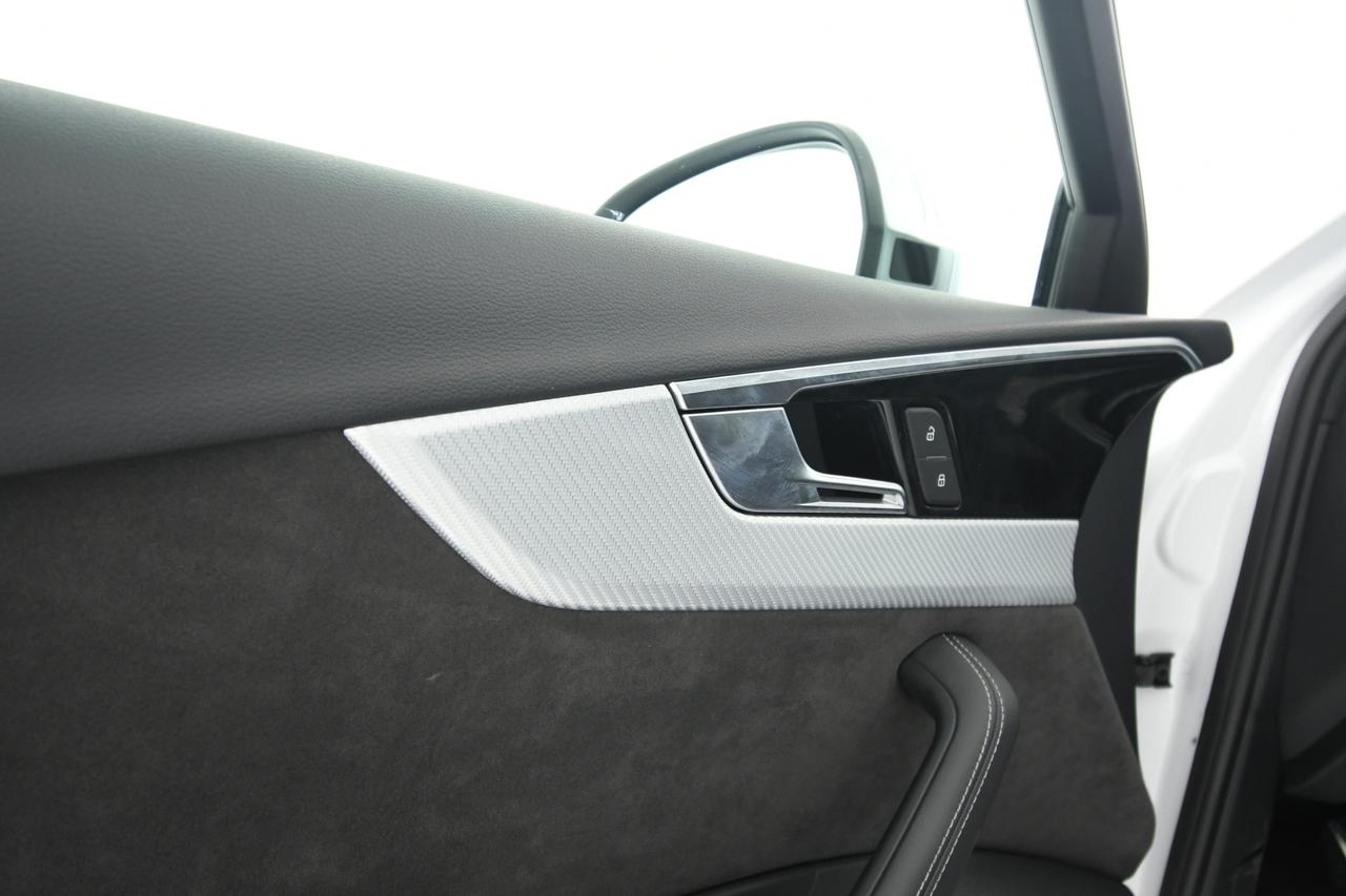 AUDI RS4 Avant 2.9 tfsi quattro 450cv tiptronic TETTO PANO APR+CAMERA