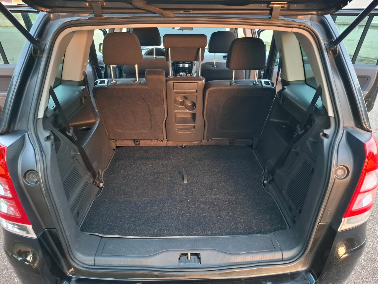 Opel Zafira 1.6 16V ecoM 150CV Turbo One