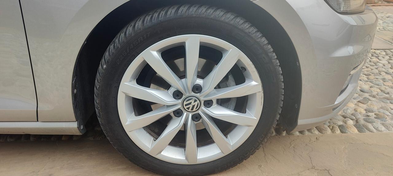 Volkswagen Golf 1.6 TDI 115 CV DSG 5p. Highline BlueMotion Technology