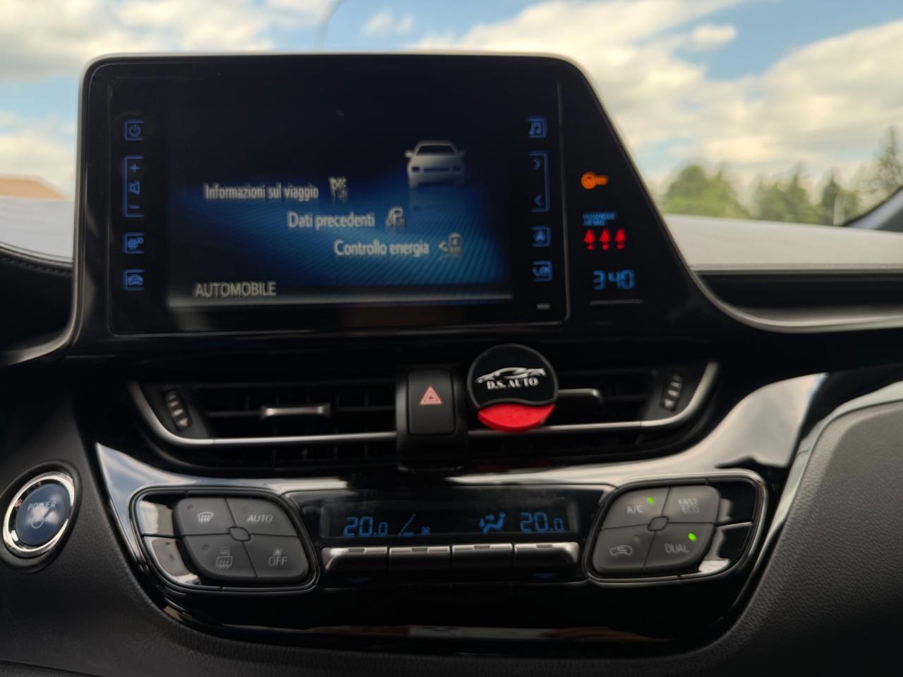 Toyota C-HR 1.8 Hybrid E-CVT Business OK Neopatentati