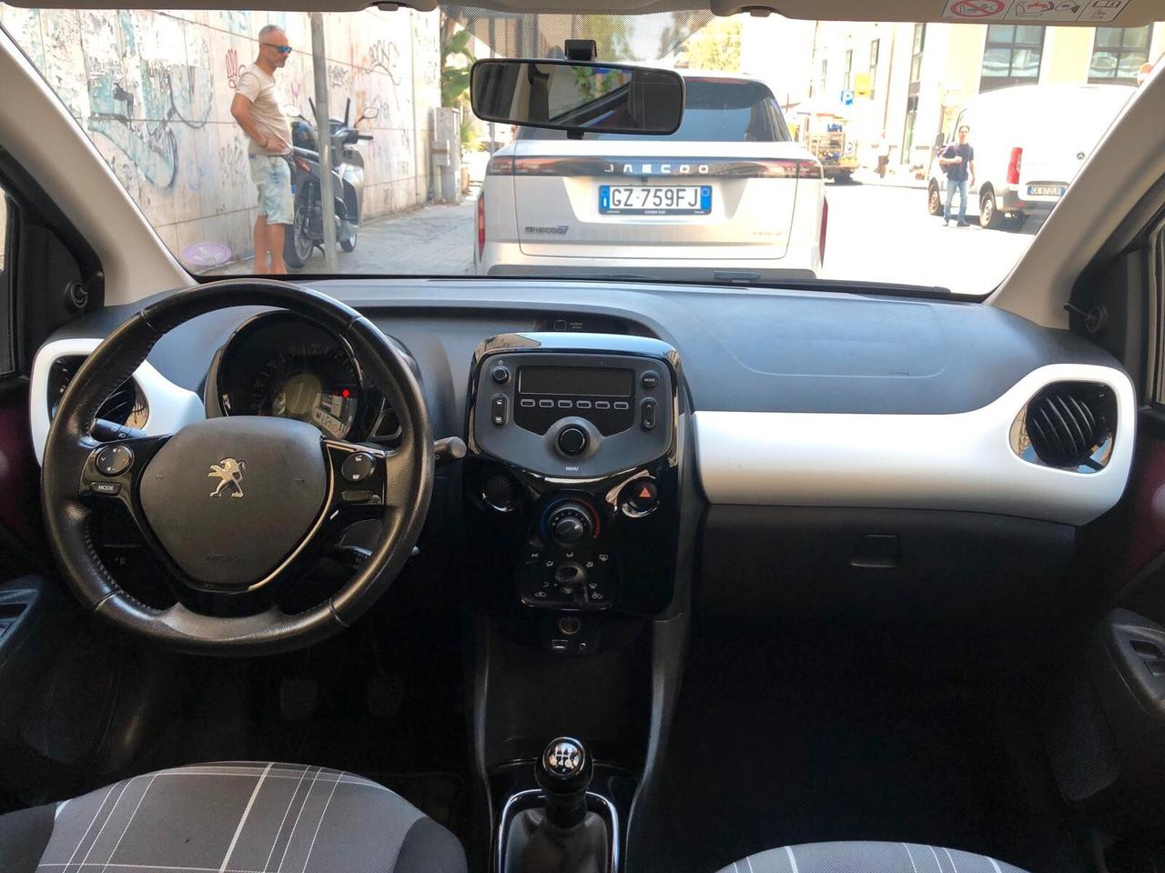 Peugeot 108 VTi 68 5 porte Allure