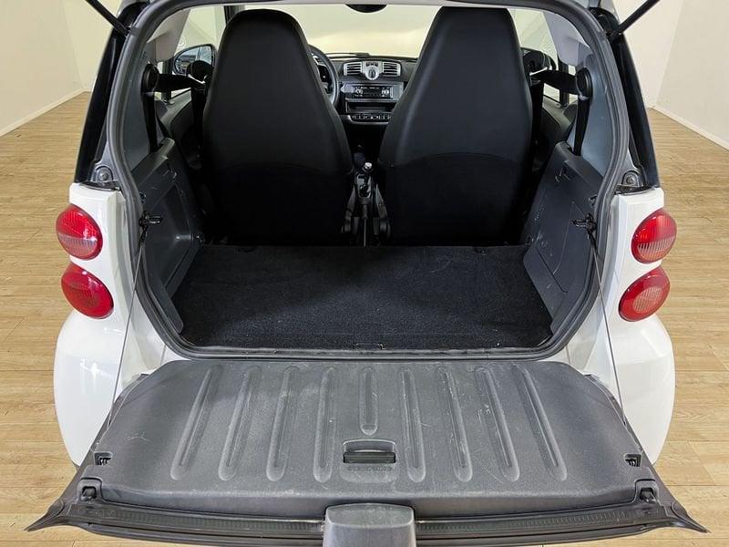 smart fortwo fortwo 1000 45 kW MHD coupé pure