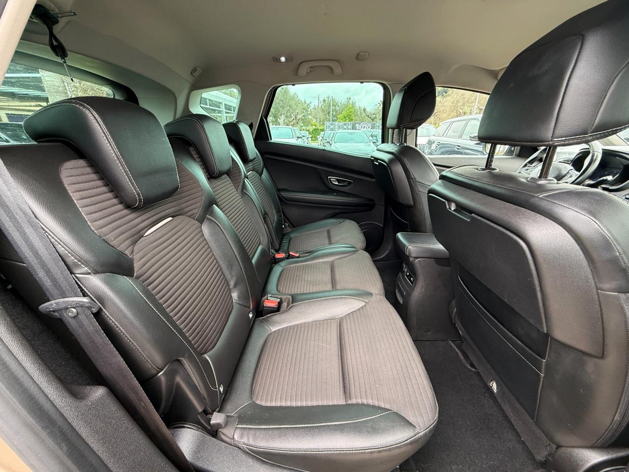 Renault Scenic 1.5dCi 110 CV Energy Intens 5 Posti.