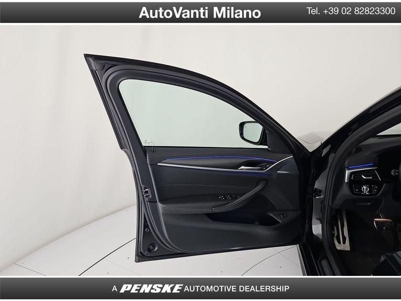 BMW Serie 5 540d 48V xDrive Touring Msport