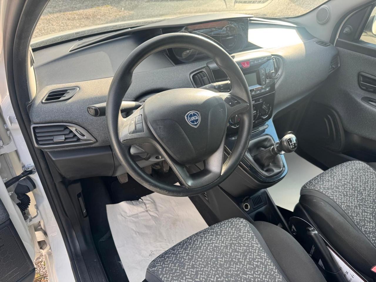 Lancia Ypsilon 1.2 69 CV 5 porte S&S Elefantino Blu