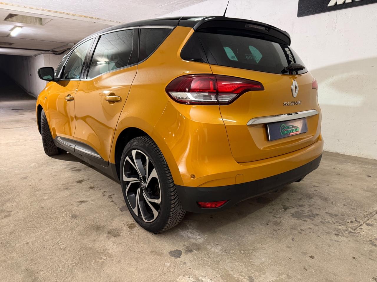 Renault Scénic dCi 110 CV EDC Bose