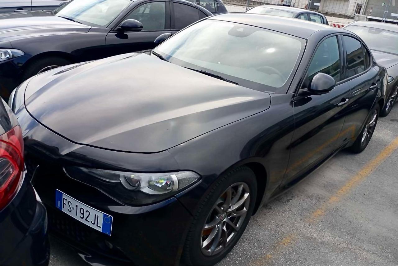 Alfa Romeo Giulia 2.2 TD 180 CV Super(cambio manuale)