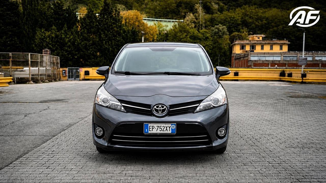 TOYOTA VERSO 2.0 DIESEL 7 POSTI – FAMIGLIA, SPAZIO E AFFIDABILITÀ