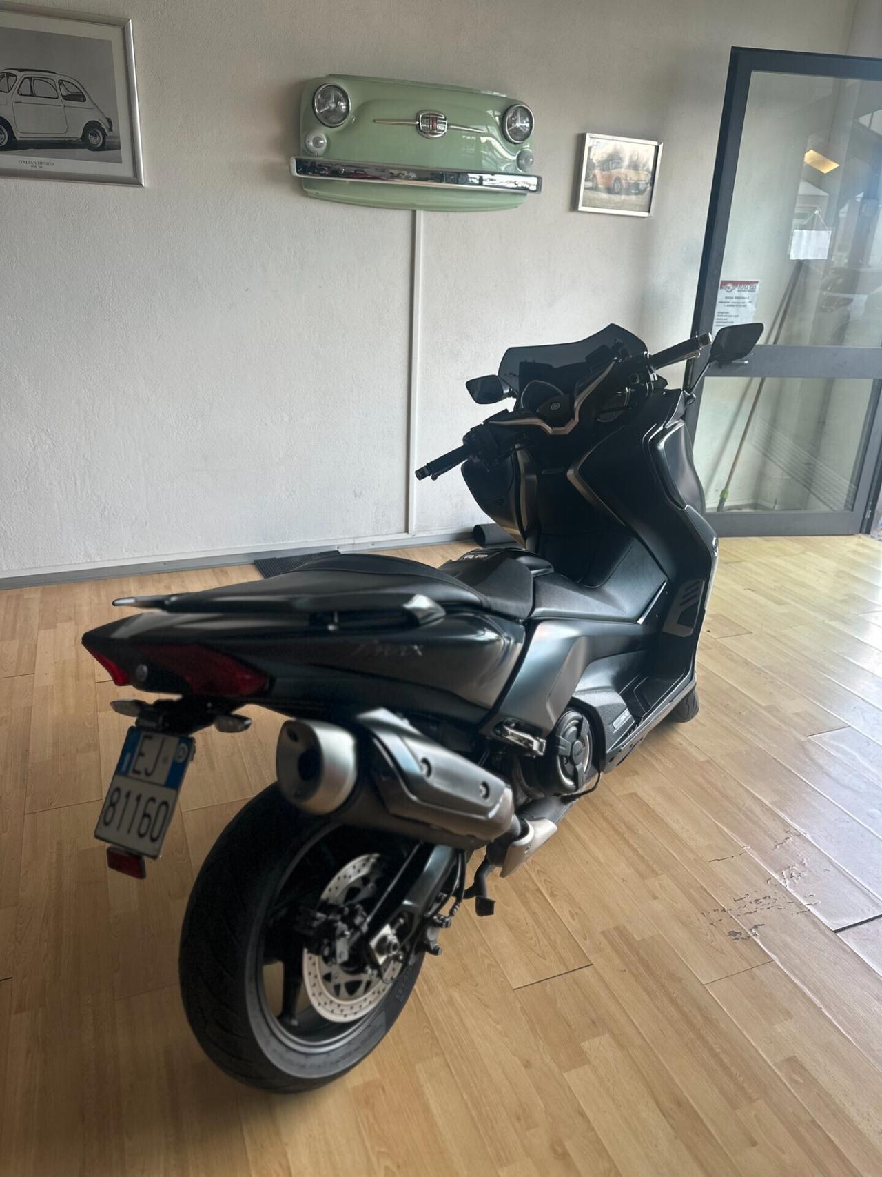 Yamaha T Max 530