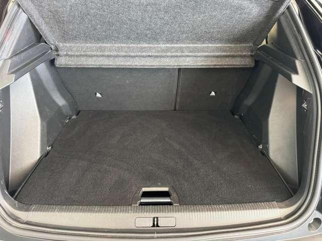 Peugeot 2008 2008 II 2022 1.5 bluehdi Allure s&s