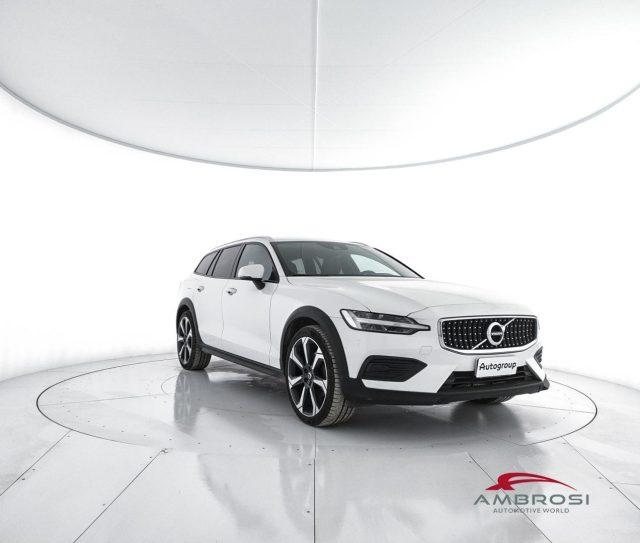 VOLVO V60 Cross Country D4 AWD Geartronic Business Plus