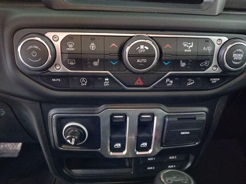 Jeep Wrangler Wrangler 2.0 Turbo Sahara