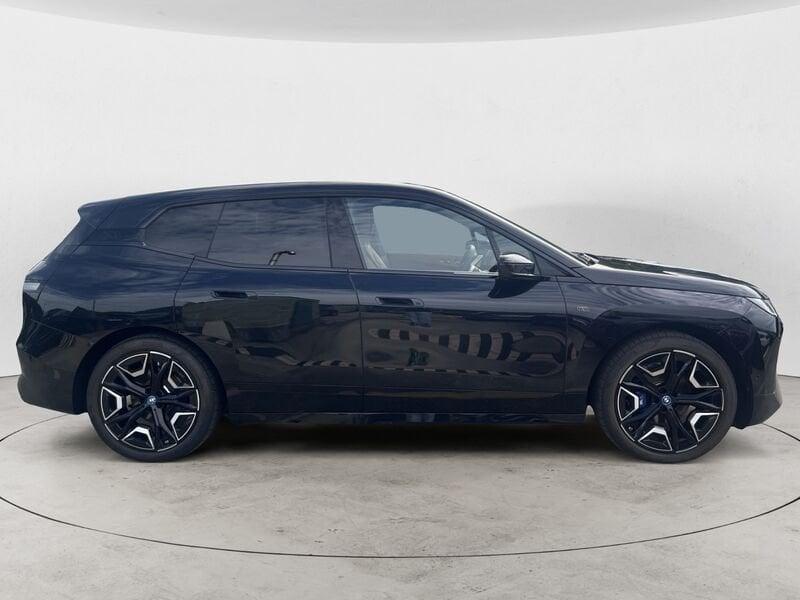 BMW iX i20 2021 M60