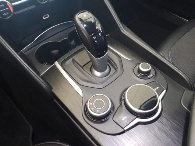 ALFA ROMEO Giulia 2.2 Turbodiesel 150 CV AT8 Business
