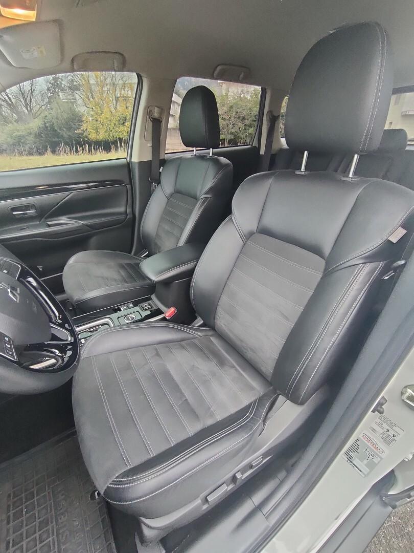 MITSUBISHI Outlander 2.0 CVT Intense 4w