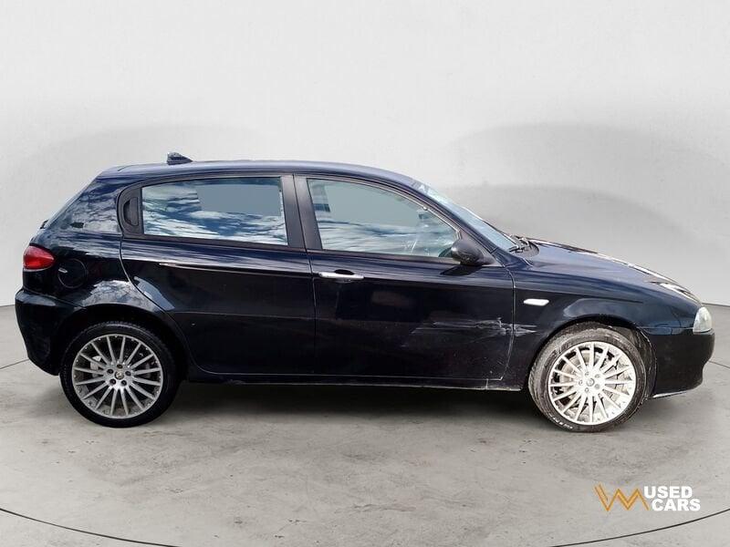 Alfa Romeo 147 147 5p 1.9 jtd Distinctive 120cv
