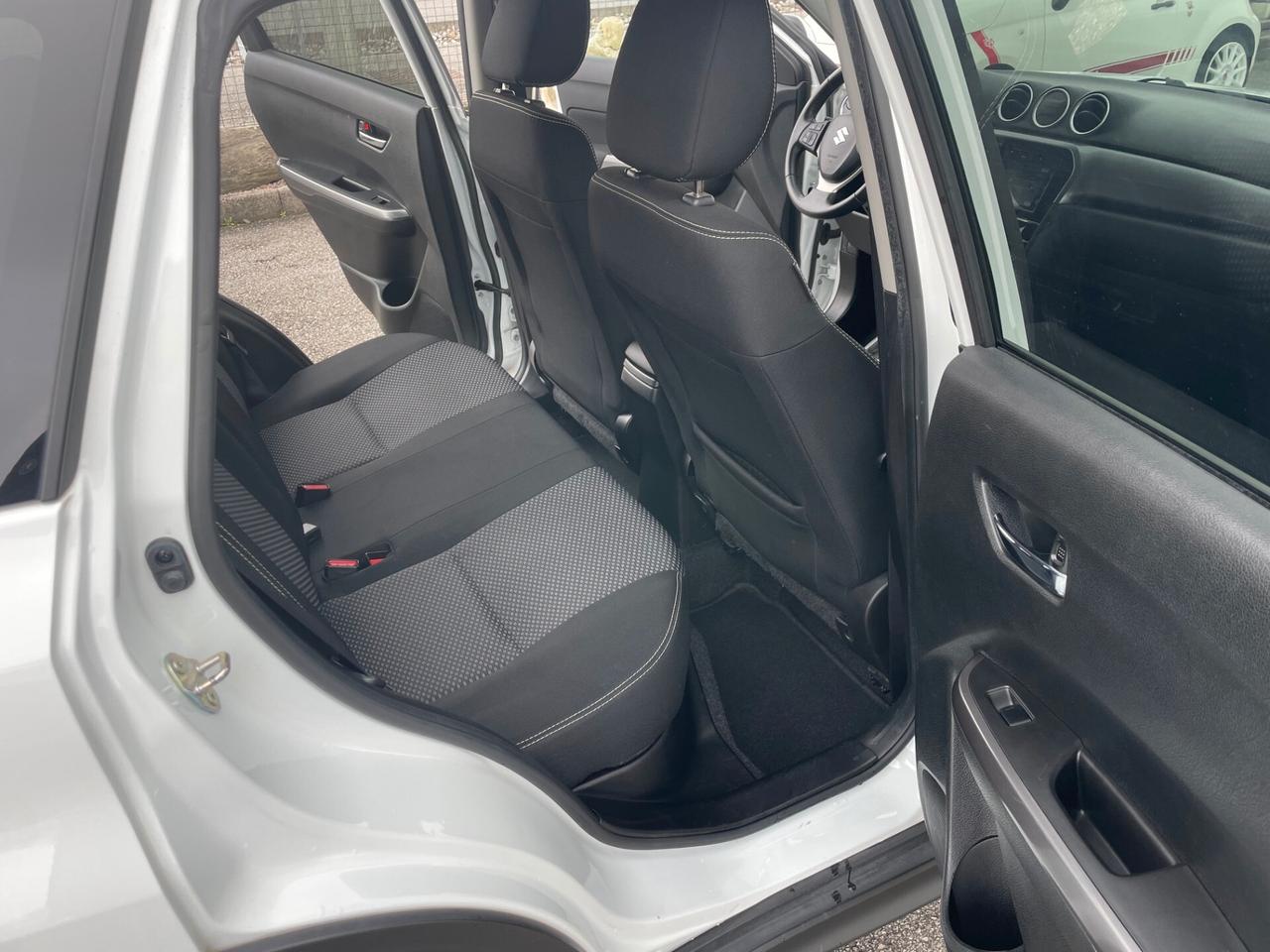 Suzuki Vitara 1.0 Boosterjet A/T Cool 2wd Auto