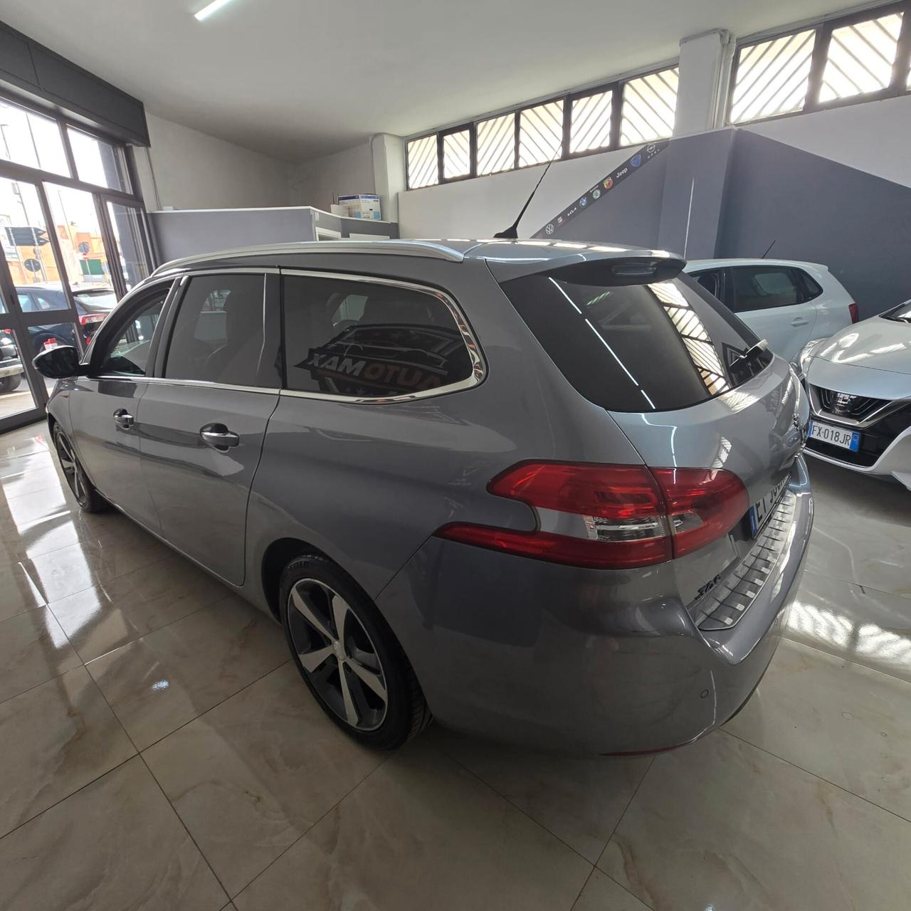 Peugeot 308 BlueHDi 120 S&S EAT6 SW Allure