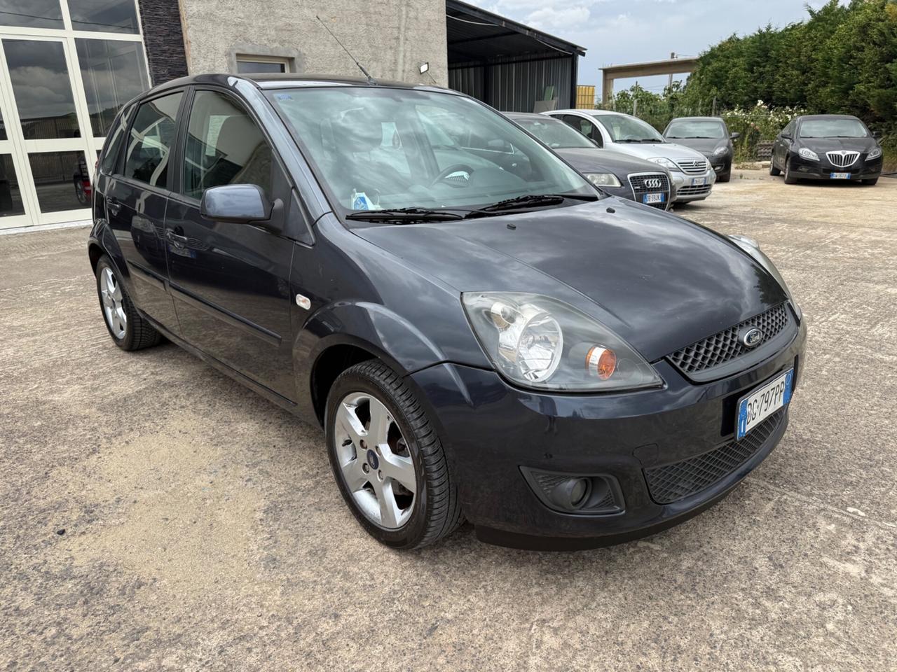 Ford Fiesta 1.4 TDCi 5p. Titanium