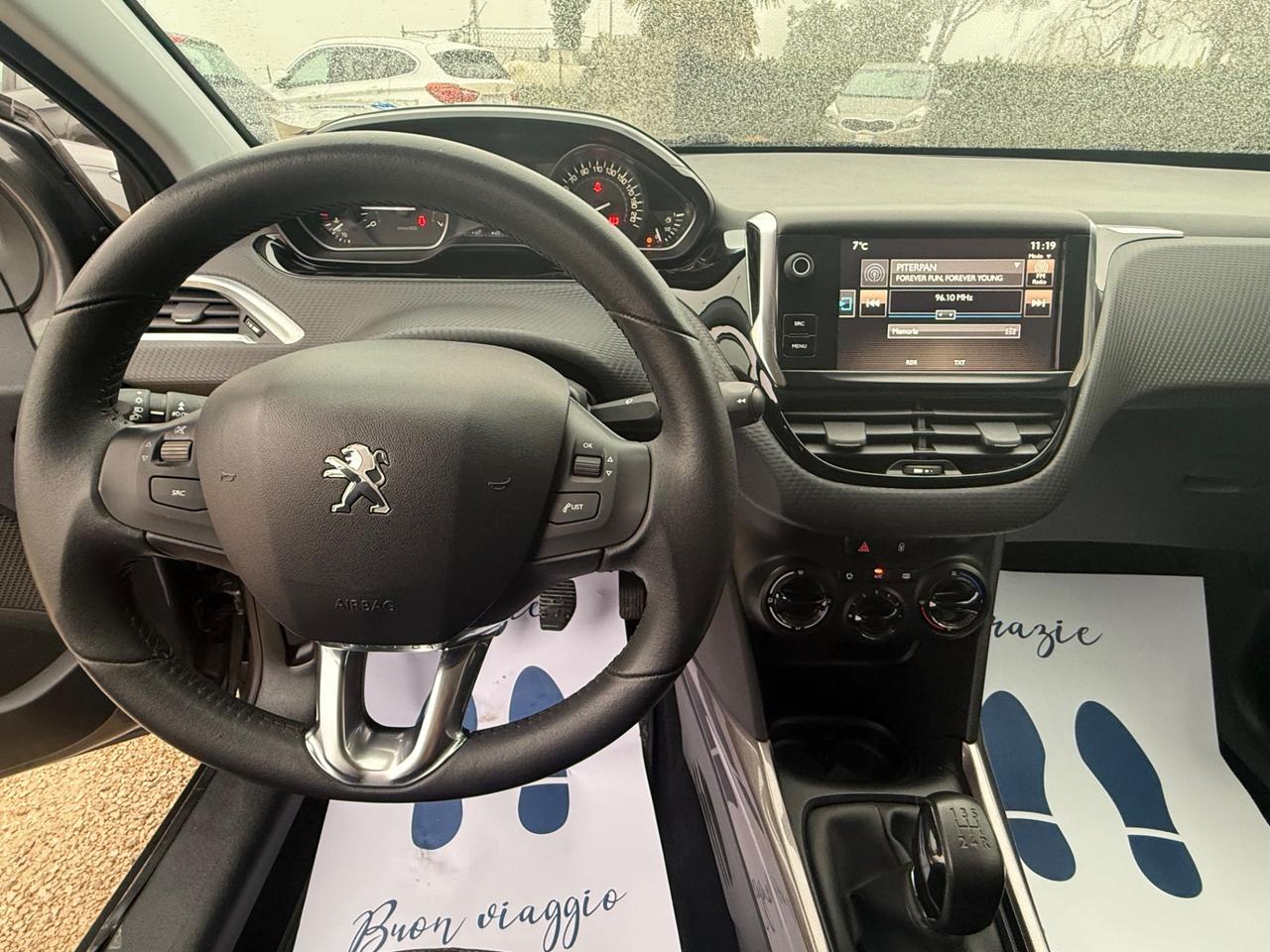 Peugeot 2008 PureTech 82 Allure